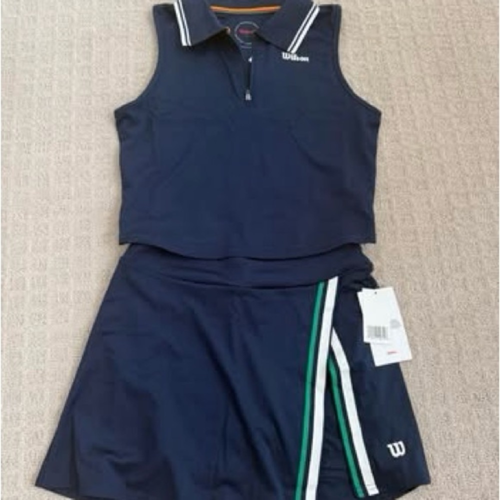 Wilson Dark Blue Tennis Set with Stripes